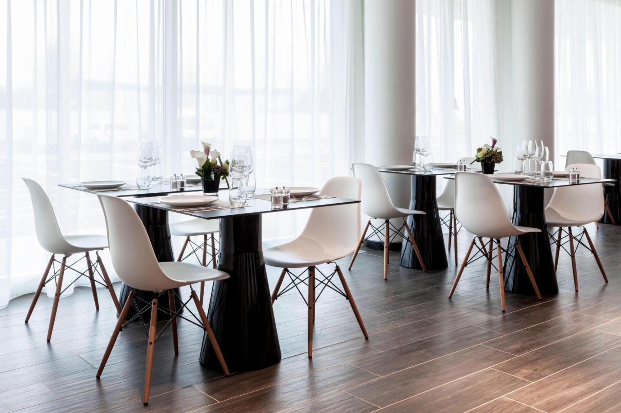 Ac Hotel By Marriott Paris Le Bourget Airport Dugny Zewnętrze zdjęcie