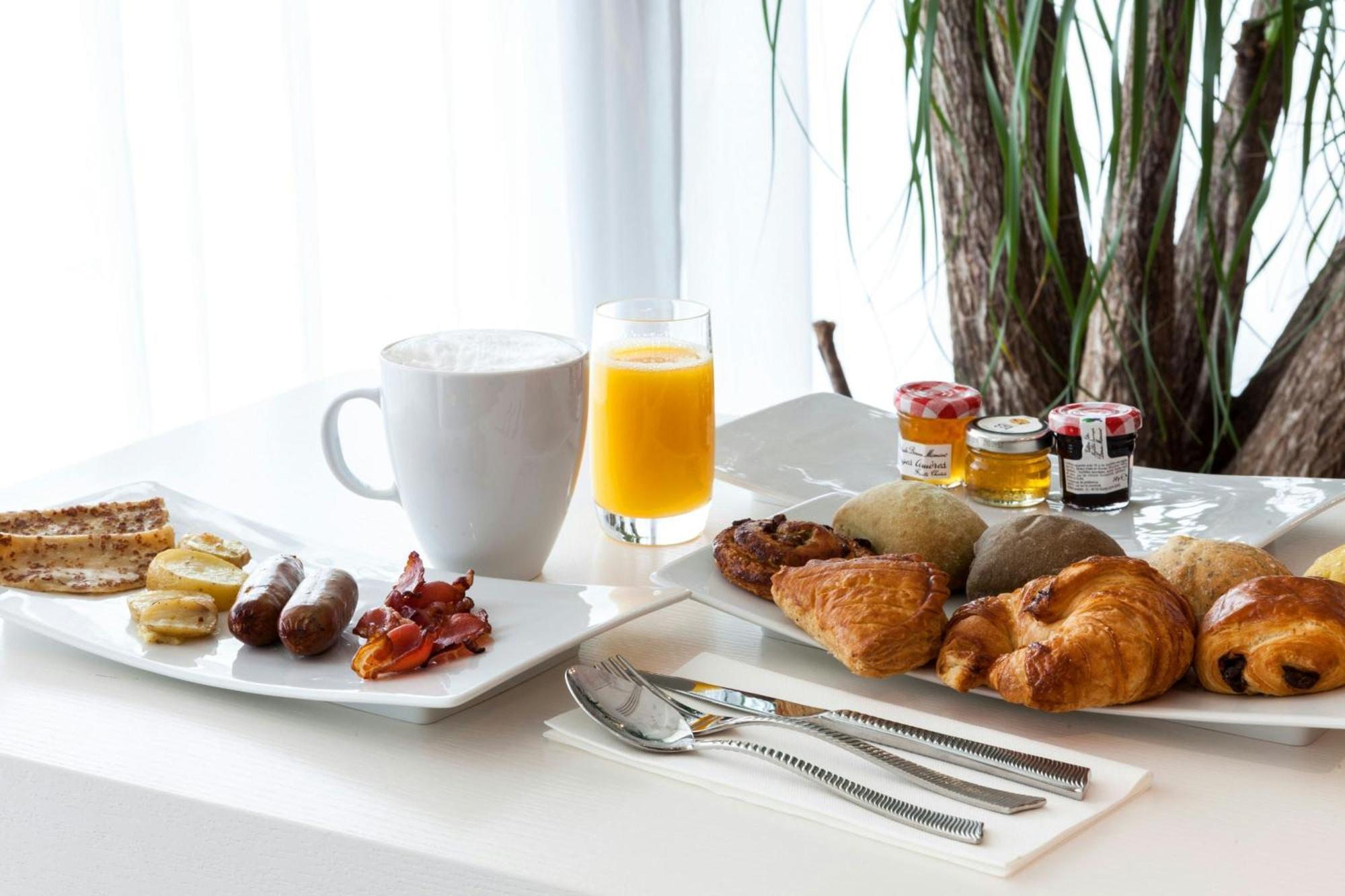 Ac Hotel By Marriott Paris Le Bourget Airport Dugny Zewnętrze zdjęcie