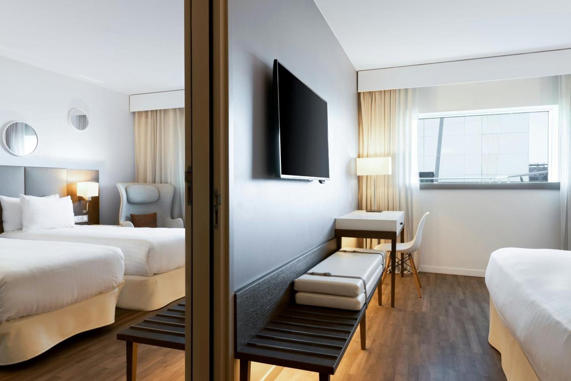 Ac Hotel By Marriott Paris Le Bourget Airport Dugny Zewnętrze zdjęcie
