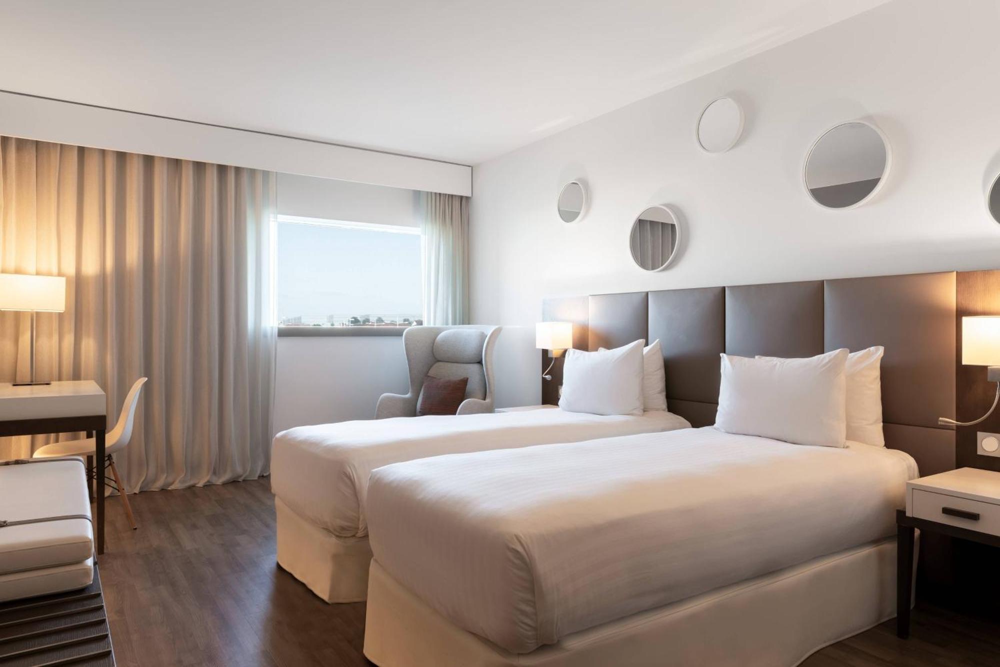 Ac Hotel By Marriott Paris Le Bourget Airport Dugny Zewnętrze zdjęcie