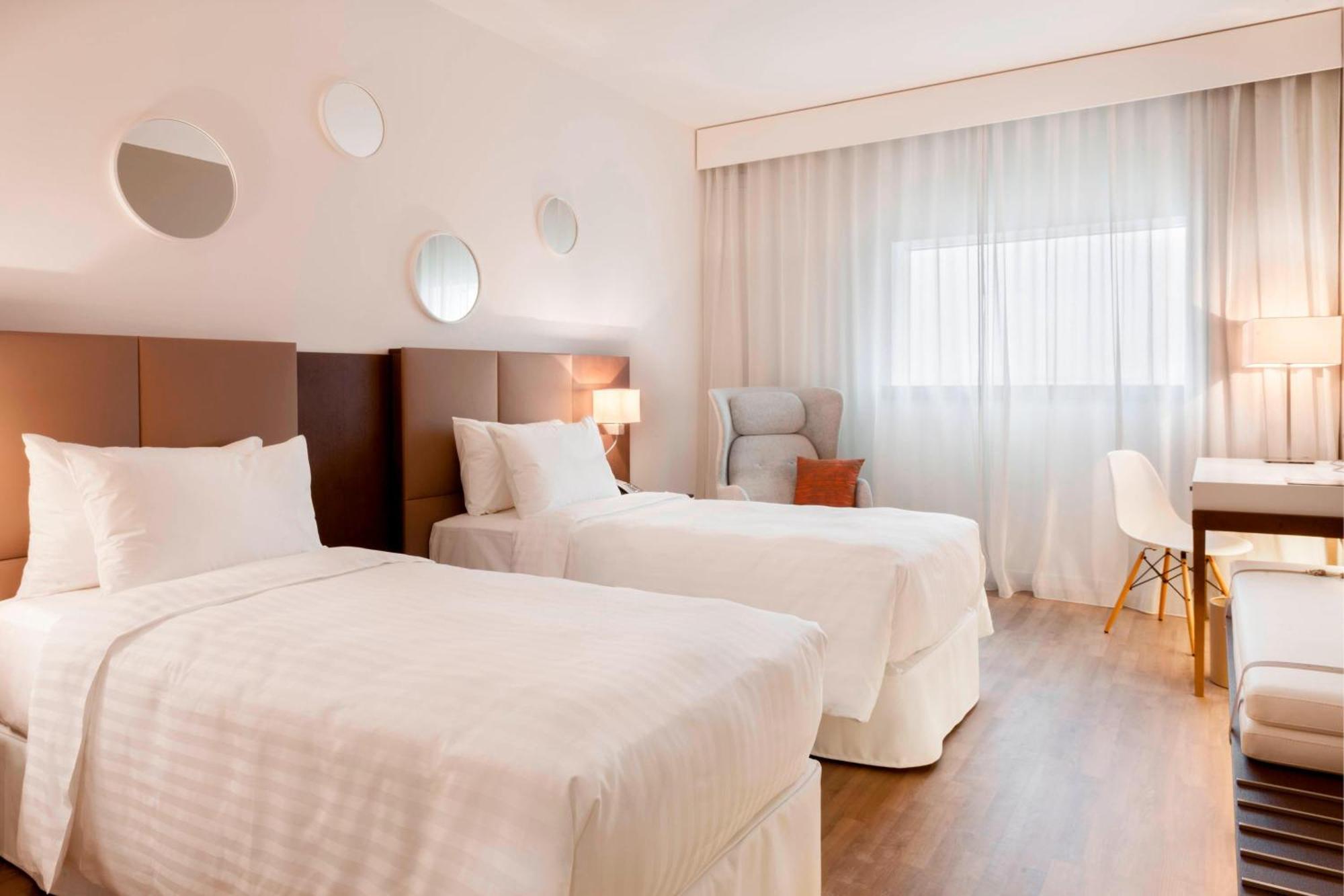 Ac Hotel By Marriott Paris Le Bourget Airport Dugny Zewnętrze zdjęcie