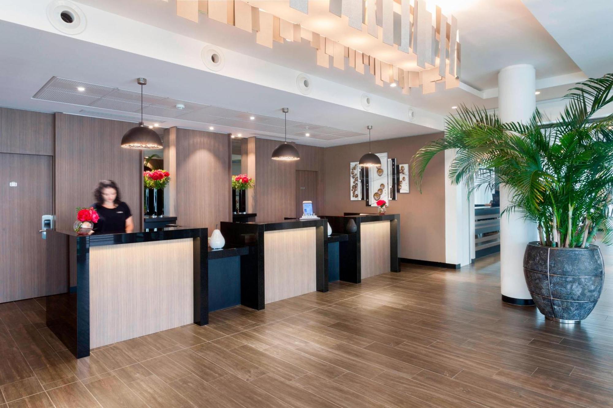Ac Hotel By Marriott Paris Le Bourget Airport Dugny Zewnętrze zdjęcie
